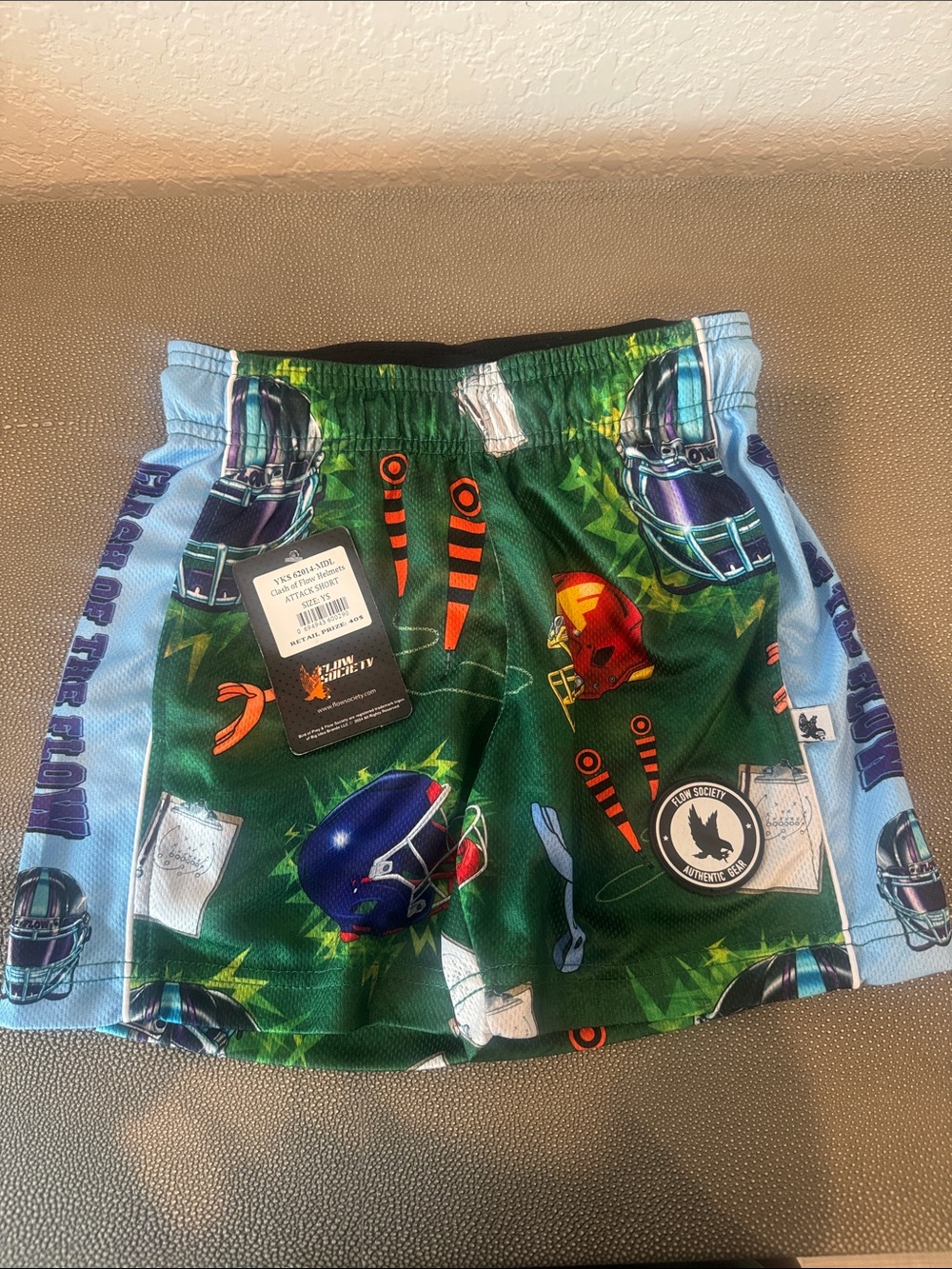 Flow Society Clash of Flow Helmets Attack Short - New With Tags